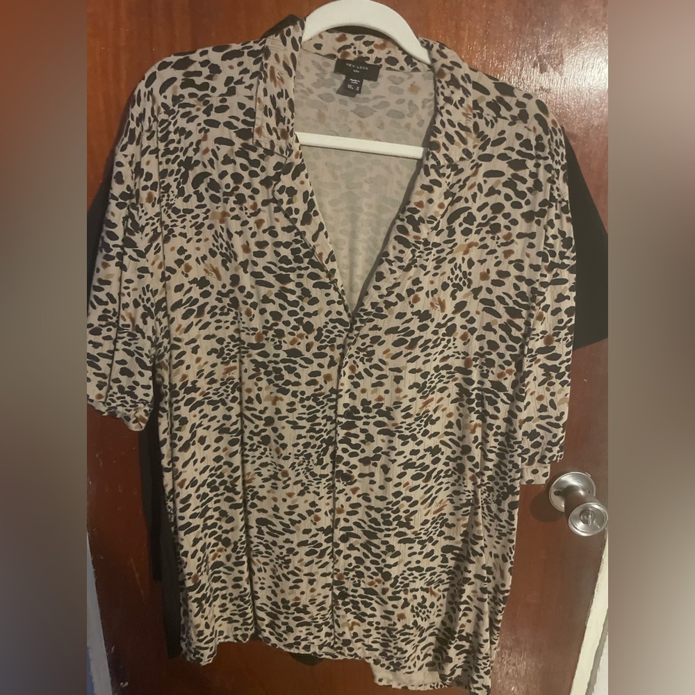 Men short sleeve medium shirt